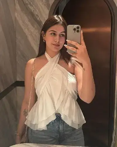 Escorts In Khawbung